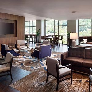 Executive  Upper Floors King Guest Room